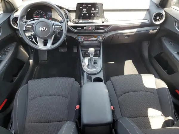 3KPF24AD3KE064413 2019 KIA FORTE - Image 8