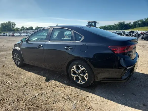 3KPF24AD3KE064976 2019 KIA FORTE - Image 2