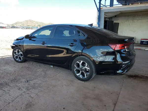 3KPF24AD3KE065335 2019 KIA FORTE - Image 2