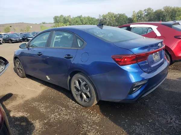 3KPF24AD3KE072138 2019 KIA FORTE - Image 2