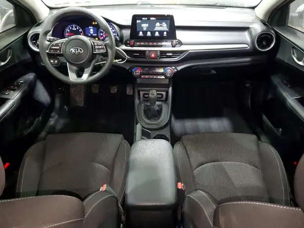 3KPF24AD3KE073113 2019 KIA FORTE - Image 8