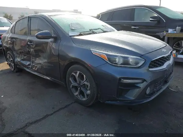 3KPF24AD3KE076142 2019 KIA FORTE - Image 1