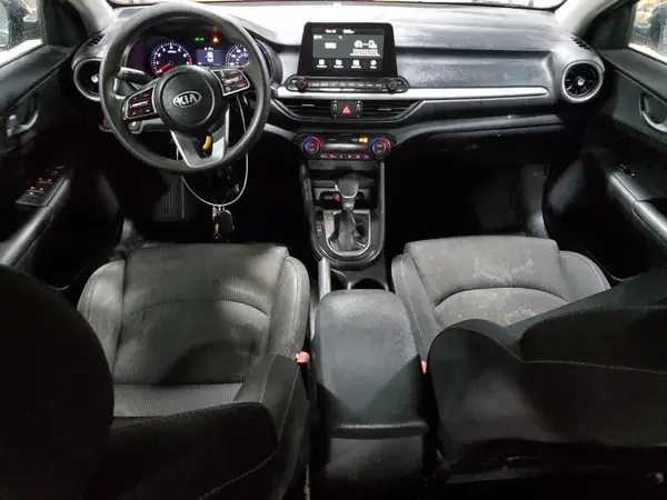 3KPF24AD3KE076514 2019 KIA FORTE - Image 8