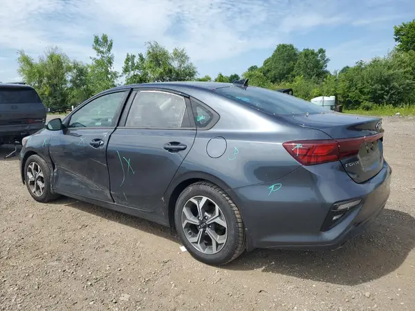 3KPF24AD3KE077209 2019 KIA FORTE - Image 2