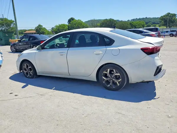 3KPF24AD3KE077422 2019 KIA FORTE - Image 2