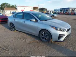 3KPF24AD3KE077579 2019 KIA FORTE