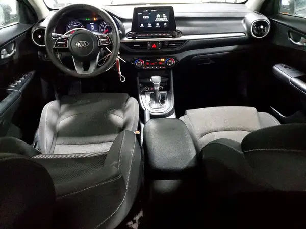 3KPF24AD3KE079767 2019 KIA FORTE - Image 8
