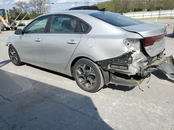 3KPF24AD3KE080174 2019 KIA FORTE - Image 2