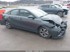 3KPF24AD3KE083561 2019 KIA FORTE