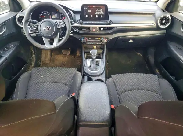 3KPF24AD3KE084922 2019 KIA FORTE - Image 8