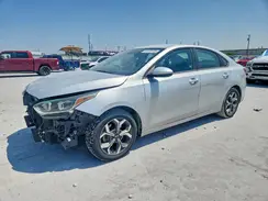 3KPF24AD3KE086203 2019 KIA FORTE
