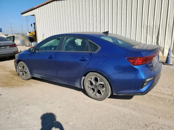 3KPF24AD3KE086539 2019 KIA FORTE - Image 2