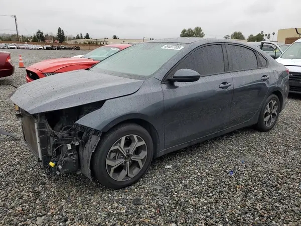 3KPF24AD3KE086556 2019 KIA FORTE - Image 1