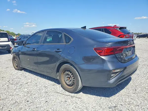 3KPF24AD3KE087979 2019 KIA FORTE - Image 2