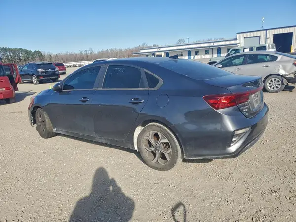 3KPF24AD3KE091207 2019 KIA FORTE - Image 2
