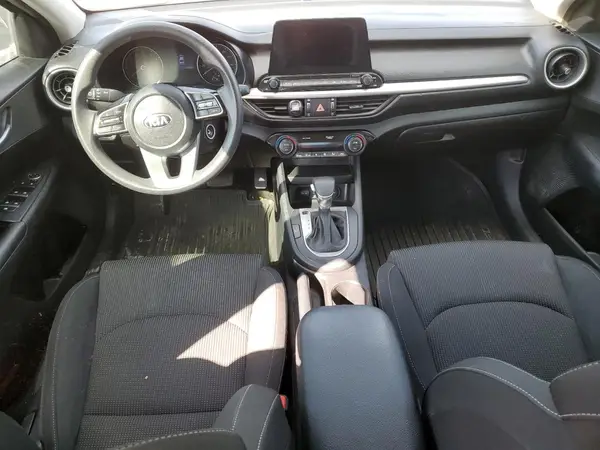 3KPF24AD3KE092518 2019 KIA FORTE - Image 8