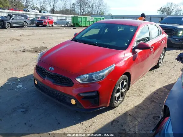3KPF24AD3KE096584 2019 KIA FORTE - Image 2