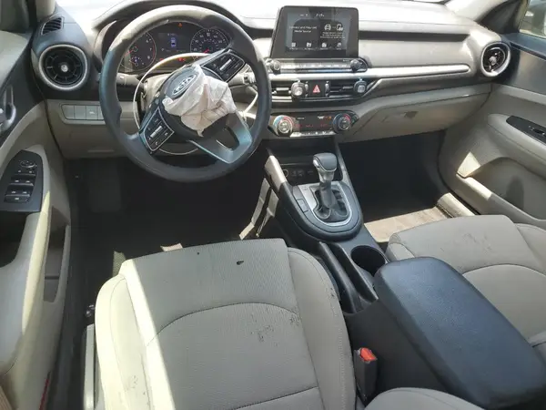 3KPF24AD3KE097413 2019 KIA FORTE - Image 8