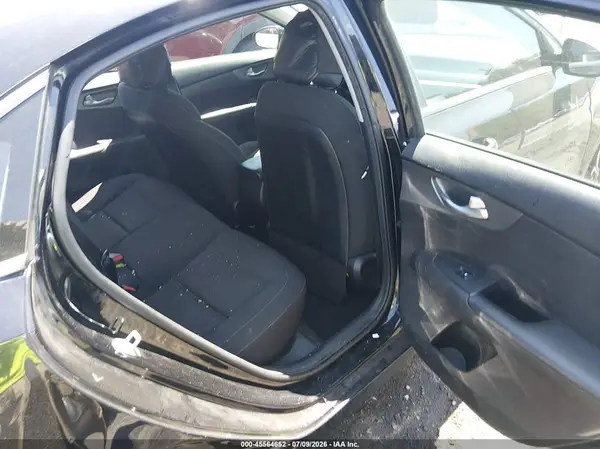 3KPF24AD3KE102500 2019 KIA FORTE - Image 8