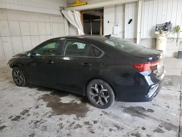 3KPF24AD3KE102514 2019 KIA FORTE - Image 2