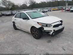 3KPF24AD3KE105445 2019 KIA FORTE