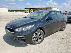 3KPF24AD3KE105980 2019 KIA FORTE
