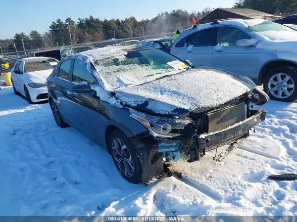 3KPF24AD3KE106949 2019 KIA FORTE - Image 1