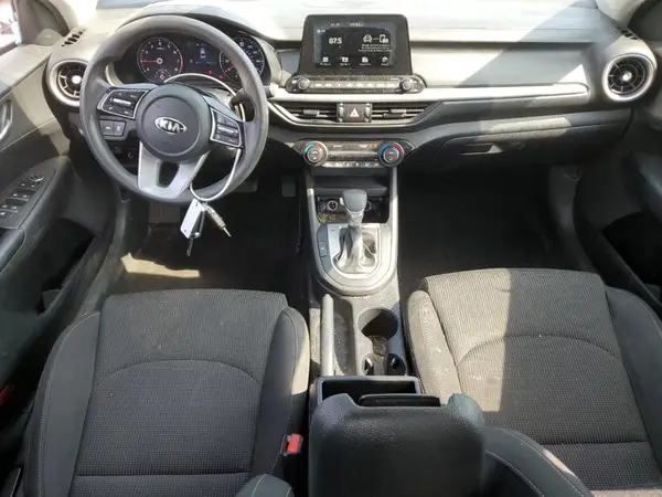 3KPF24AD3KE107910 2019 KIA FORTE - Image 8