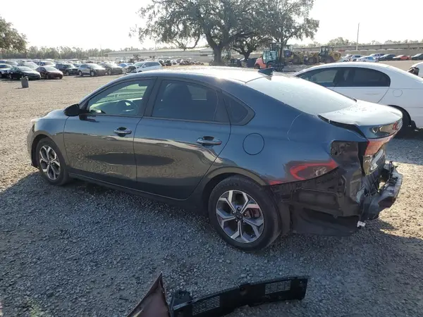 3KPF24AD3KE110483 2019 KIA FORTE - Image 2