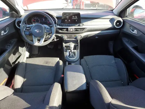 3KPF24AD3KE112119 2019 KIA FORTE - Image 8