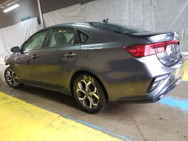 3KPF24AD3KE112847 2019 KIA FORTE - Image 2