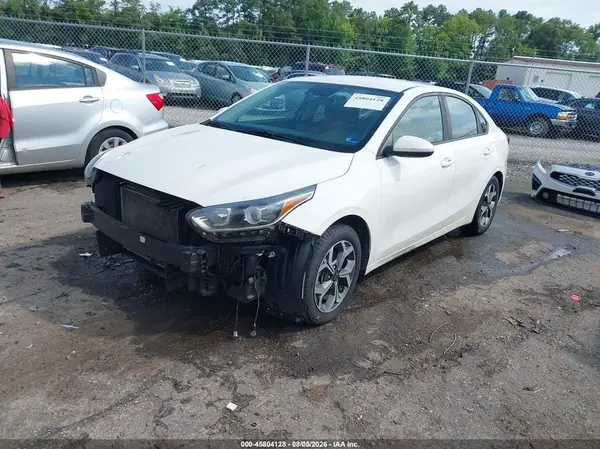 3KPF24AD3KE113710 2019 KIA FORTE - Image 2