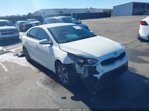3KPF24AD3KE114632 2019 KIA FORTE - Image 1