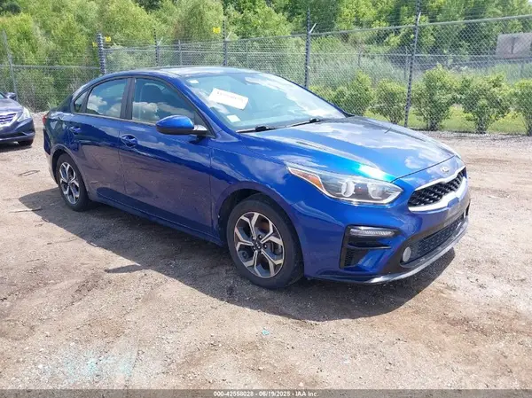 3KPF24AD3KE114646 2019 KIA FORTE - Image 1