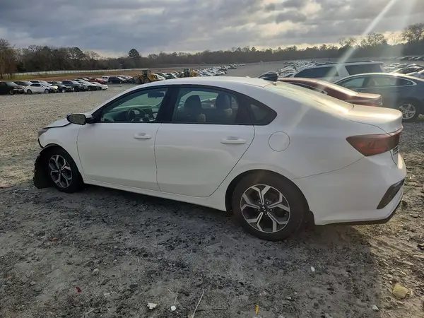 3KPF24AD3KE120026 2019 KIA FORTE - Image 2