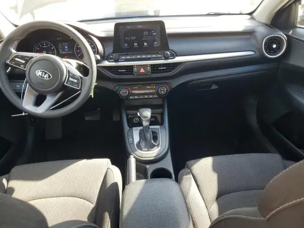 3KPF24AD3KE120513 2019 KIA FORTE - Image 8