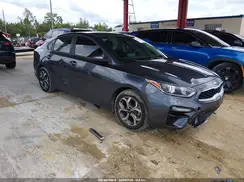 3KPF24AD3KE120561 2019 KIA FORTE