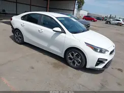 3KPF24AD3KE120639 2019 KIA FORTE