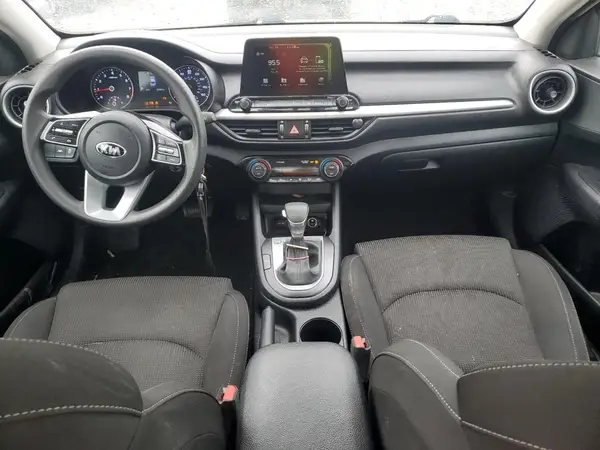 3KPF24AD3KE121774 2019 KIA FORTE - Image 8