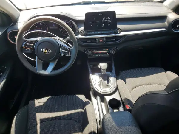 3KPF24AD3KE123654 2019 KIA FORTE - Image 8