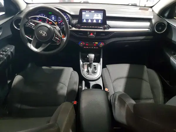 3KPF24AD3KE125050 2019 KIA FORTE - Image 8