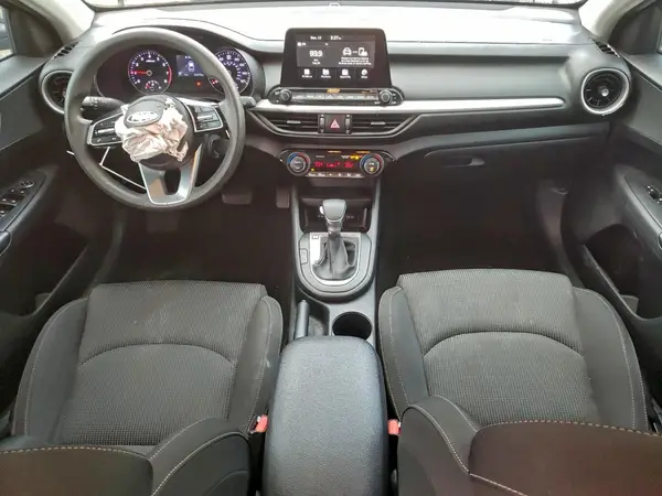 3KPF24AD3KE125937 2019 KIA FORTE - Image 8