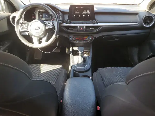 3KPF24AD3KE129874 2019 KIA FORTE - Image 8
