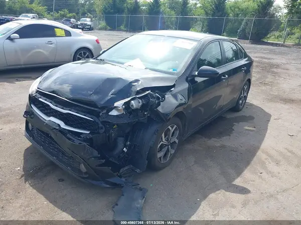 3KPF24AD3KE130720 2019 KIA FORTE - Image 2