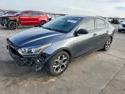 3KPF24AD3KE132631 2019 KIA FORTE