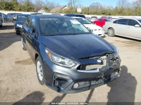 3KPF24AD3KE133116 2019 KIA FORTE - Image 1