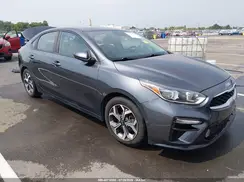 3KPF24AD3KE133827 2019 KIA FORTE