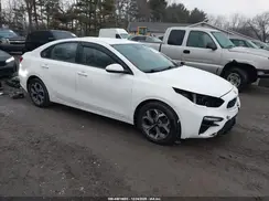 3KPF24AD3KE135321 2019 KIA FORTE