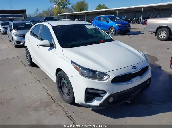 3KPF24AD3KE136730 2019 KIA FORTE - Image 1