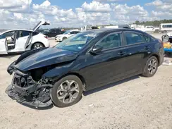 3KPF24AD3KE137697 2019 KIA FORTE